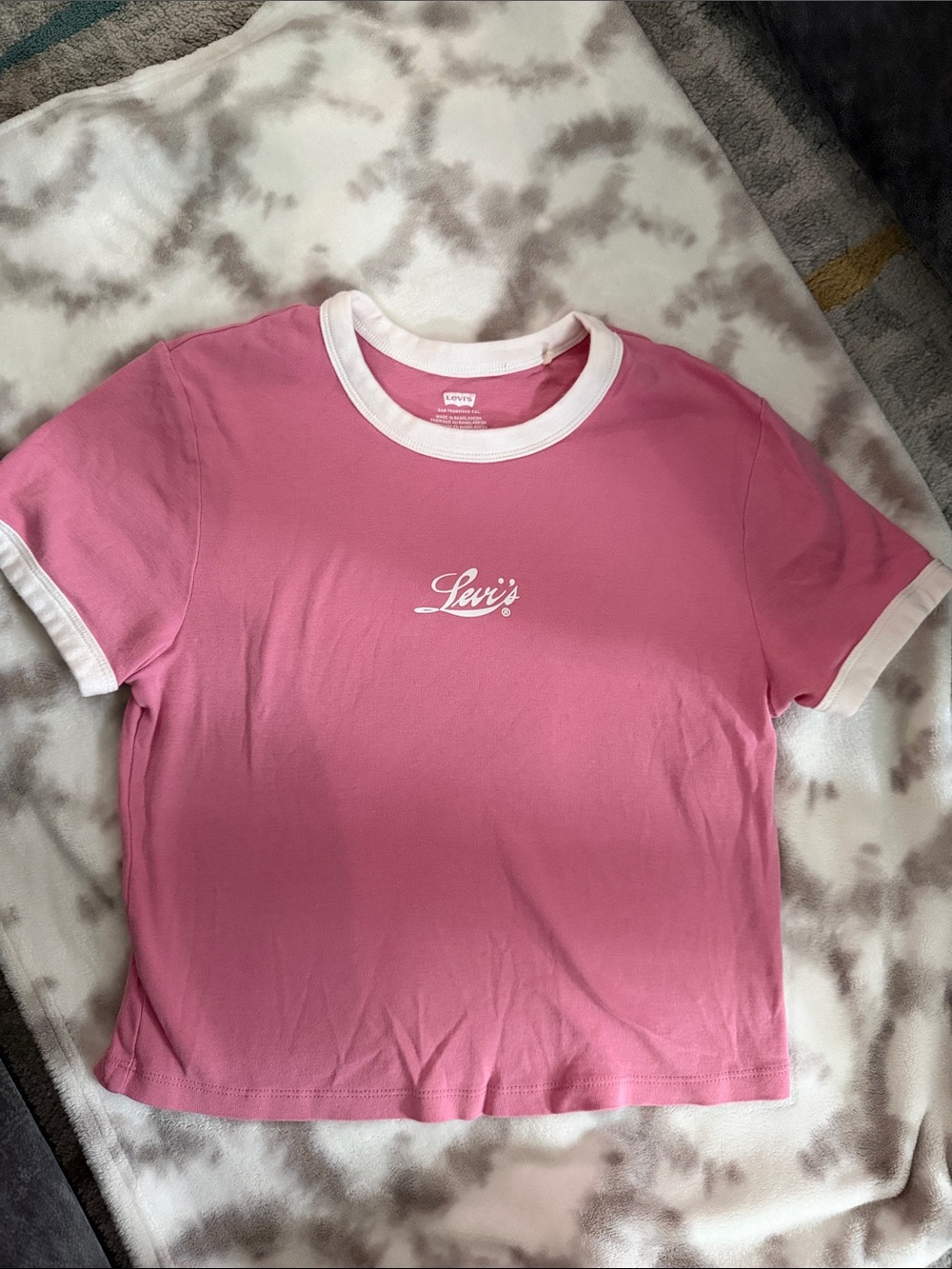Levi's Pink Tee with White Trim and Script Logo
